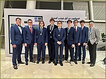Команда РФ вместе с членом научного комитета IChO-2025 В.В.Ереминым